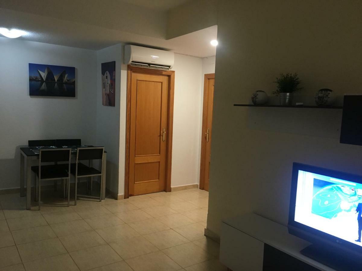 Apartamento Ciudad De Las Ciencias 2 Valensiya Dış mekan fotoğraf